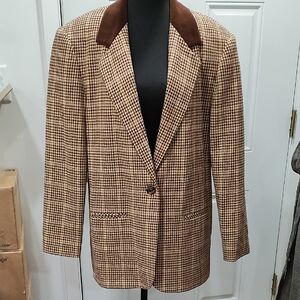 Sag Harbor Brown and Cream Plaid Blazer